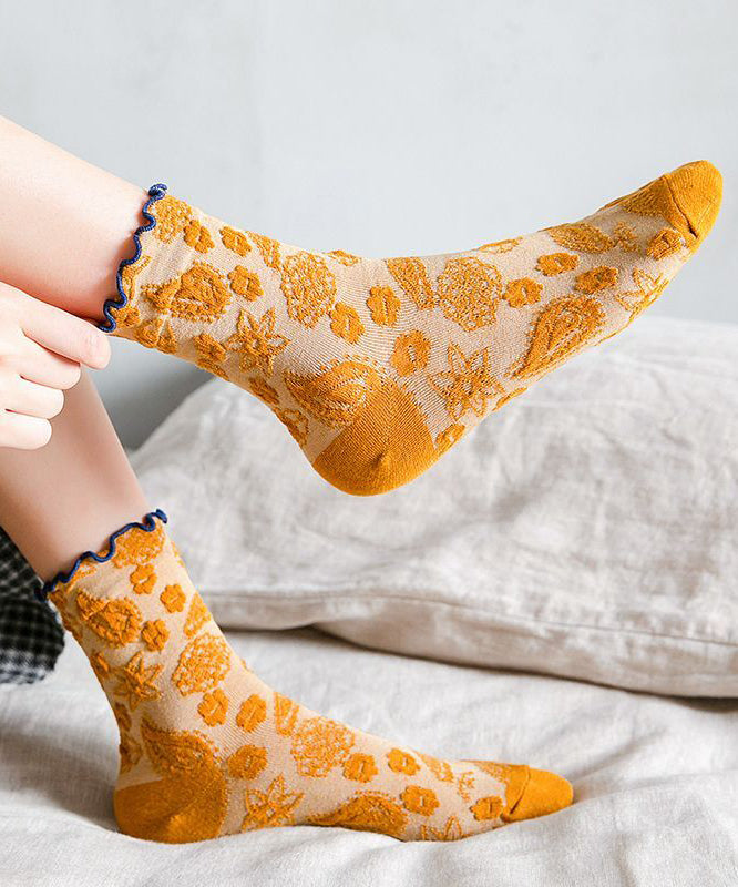 Art Jacquard Ruffled Cotton Mid Calf Socks