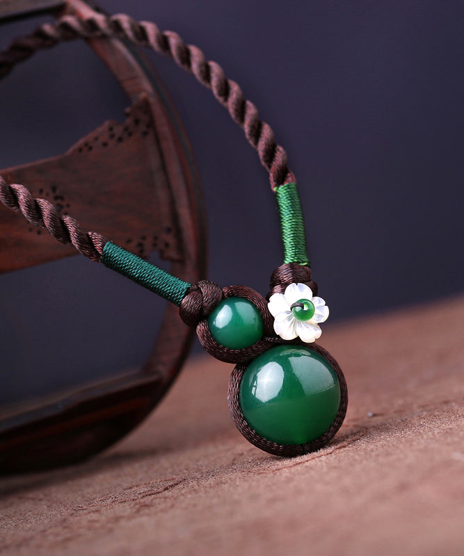 Boutique Blackish Green Agate Shell Flower Pendant Necklace