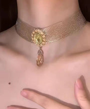 Brief Gold Alloy Pearl Water Drop Choker