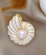 Chic White Sterling Silver Alloy Pearl Conch Brooches