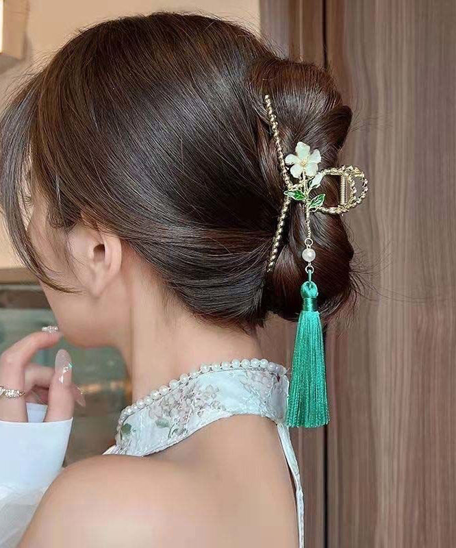 Classy Green Alloy Pearl Camellia Flower Tassel Hairpin