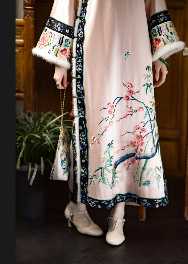 Cute O-Neck Embroideried Floral Thick Silk Cheongsam Long Sleeve