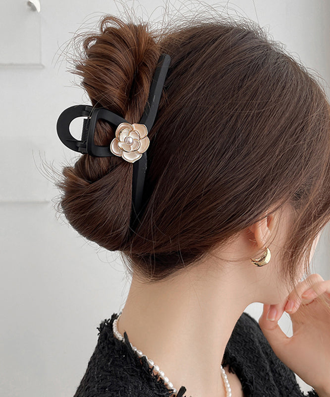 Elegant Black Acrylic Alloy Camellia Floral Dull Polish Hairpin