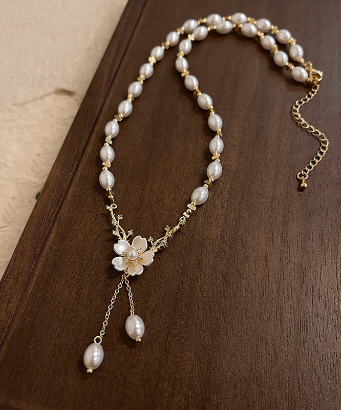 Elegant White Copper Alloy Pearl Floral Tassel Pendant Necklace