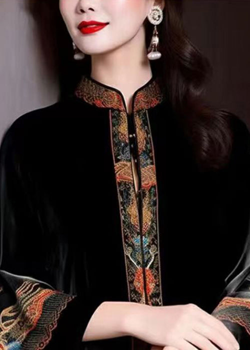 Loose Black Stand Collar Embroidered Silk Velour Coats Flare Sleeve