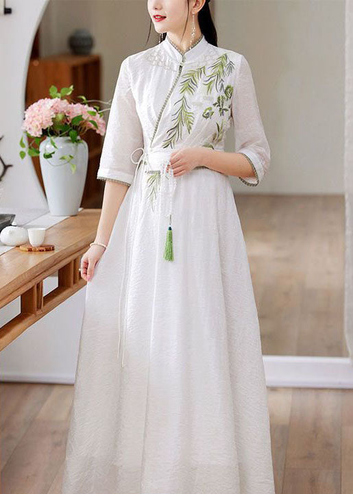 Simple White Stand Collar Embroideried Patchwork Silk Dress Spring