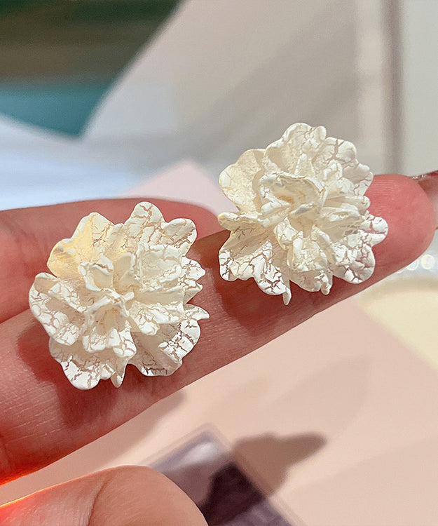 Style White Sterling Silver Acrylic Floral Stud Earrings