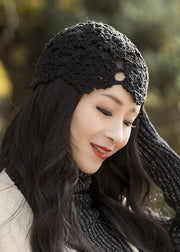 Women Black Solid Hollow Out Knit Bonnie Hat