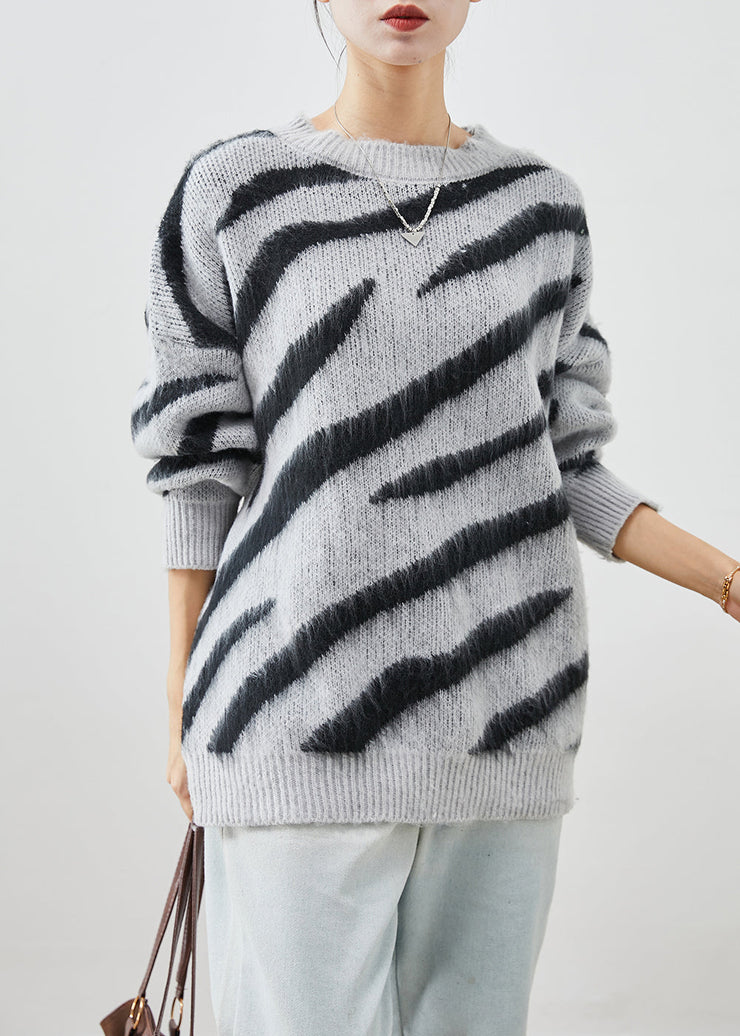 Women Grey Oversized Zebra Pattern Print Knit Short Sweater Fall