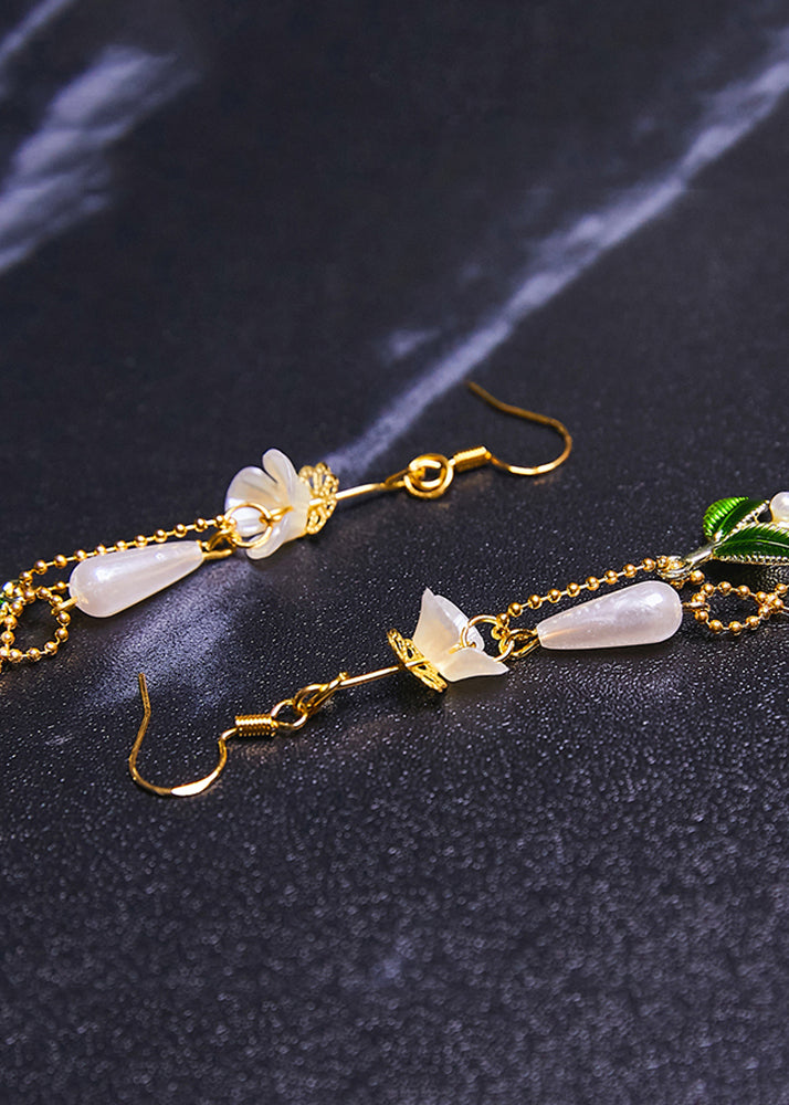 Women Water Droplet Pearl Green Leaf Drop Earrings