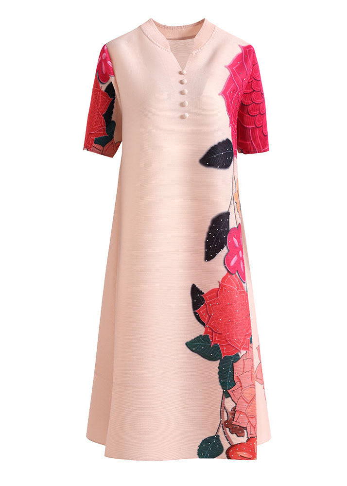 A-Linienkleid aus Seide mit Apricot-Print, Stehkragen, faltig, kurze Ärmel