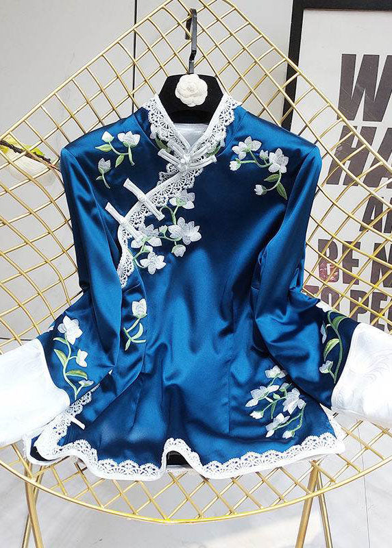 Beautiful Blue Embroideried Stand Collar Patchwork Silk tops Half Sleeve