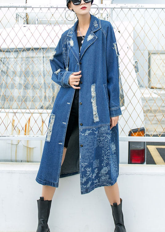 Schöner blauer PeterPan-Kragen Knopftaschen Druckloch Herbst Langarm Trenchcoat