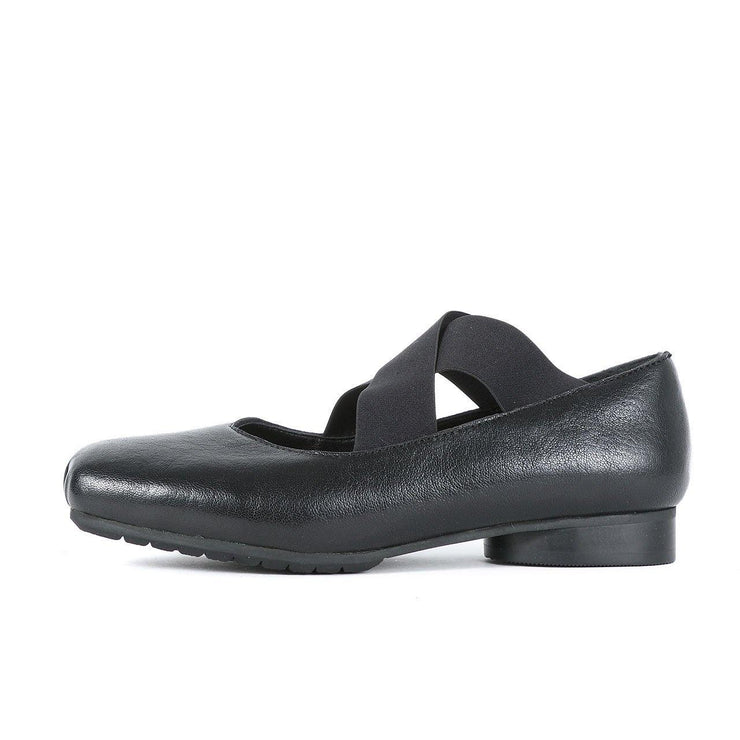 Beige Ballet Flats Shoes Cowhide Leather Boutique Cross Strap Ballet Flats Shoes - bagstylebliss