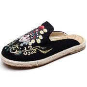 Black Embroideried Slippers Shoes - bagstylebliss