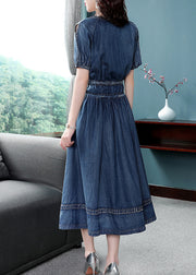 Lässiges blaues Patchwork-Baumwoll-Denim-Plissee-Cinch-Kleid mit kurzen Ärmeln und V-Ausschnitt