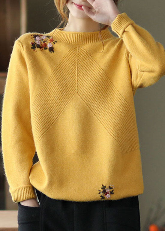 Lässiger, gelber, gestickter Strickpullover mit Blumenmuster Winter