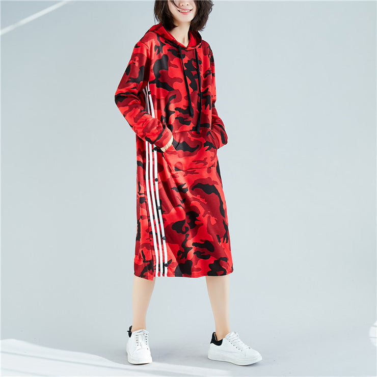 DIY rotes Baumwollkleid stilvolle Modeideen kurzes Kleid mit Kapuze