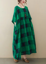 Plus Size Green Plaid O-Neck Pockets zerknitterte lange Kleider Half Sleeve