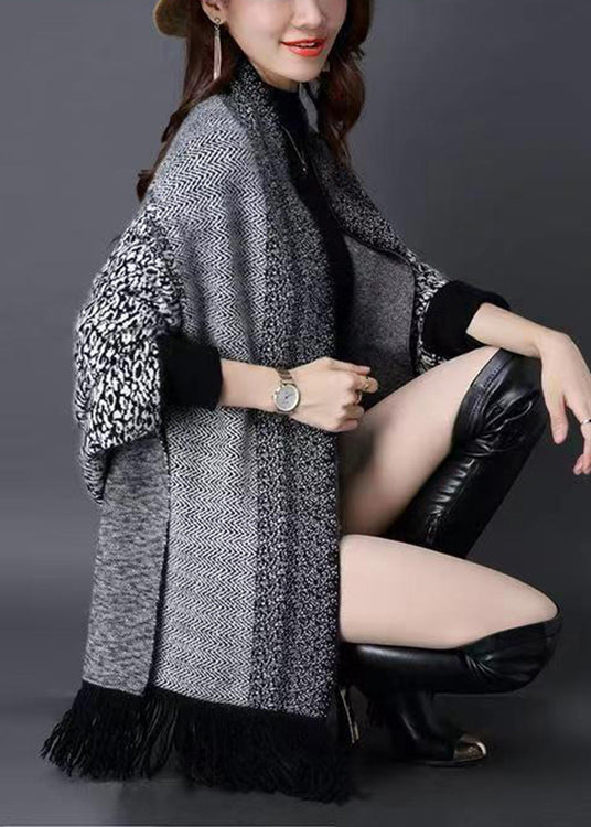 Plus Size Grey V Neck Tasseled Patchwork Knit Cardigans Fall