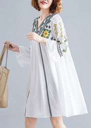 Plus Size White Embroideried Vacation Dress Long Sleeve