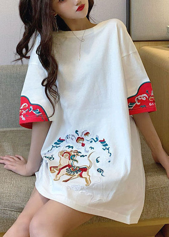 Plus Size White O-Neck Embroideried Tanks Short Sleeve