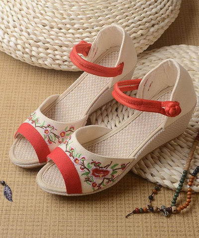 White Embroideried Sandals SplicingBuckle Strap Wedge Sandals - bagstylebliss